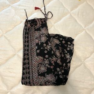 Paper bag style flowy pants from Francesca’s!